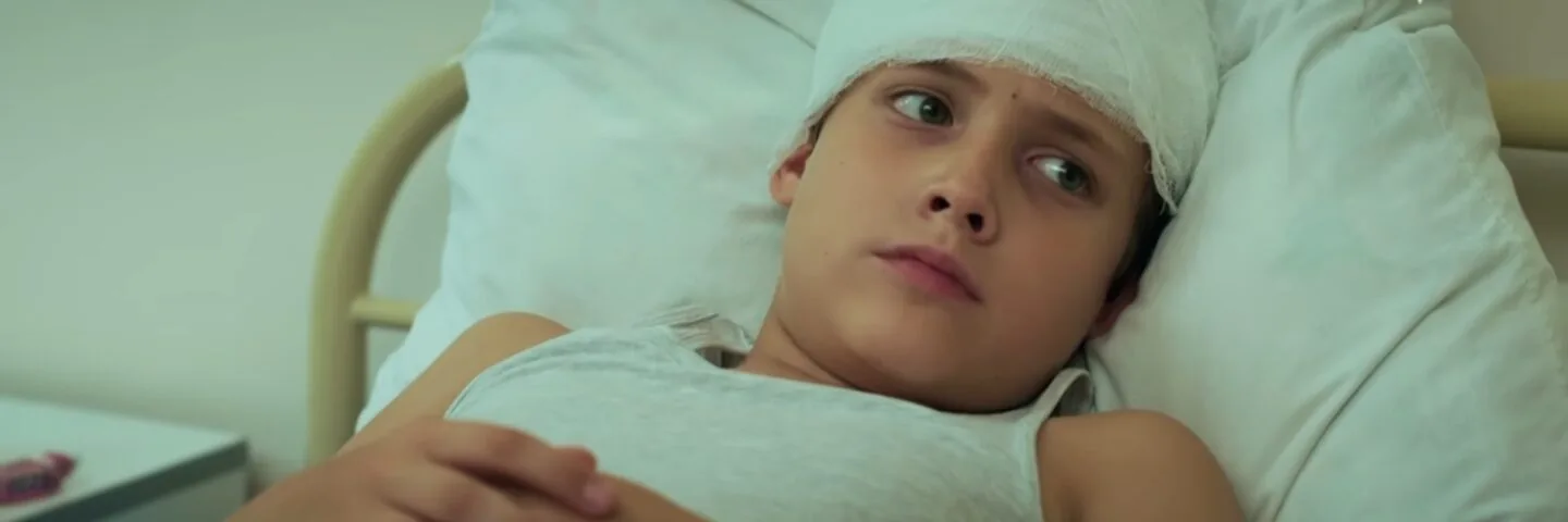 Кадр из 11 серии 1 сезона