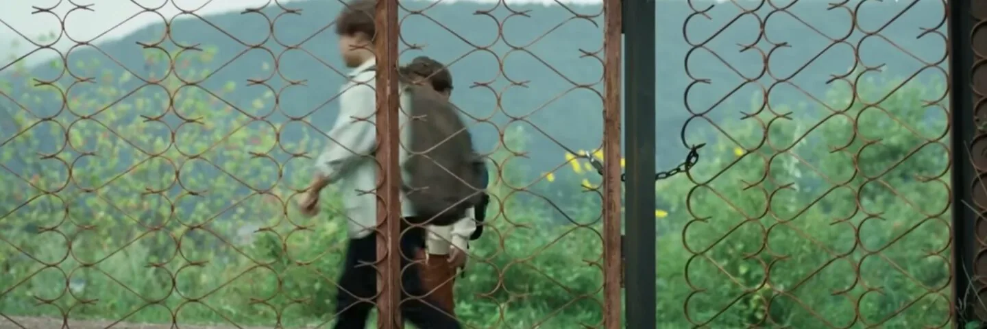 Кадр из 14 серии 1 сезона