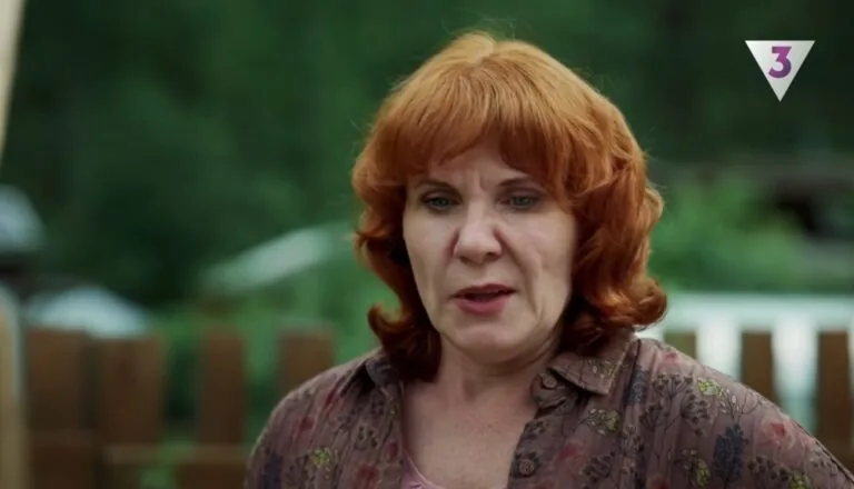 Момент из 8 серии 1 сезона