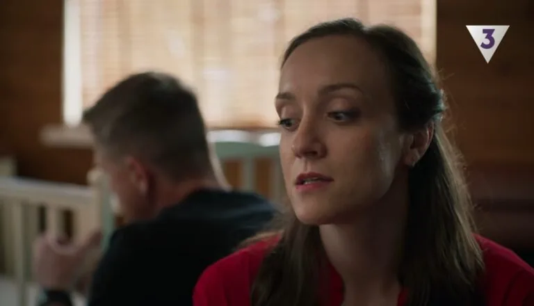 Момент из 19 серии 2 сезона