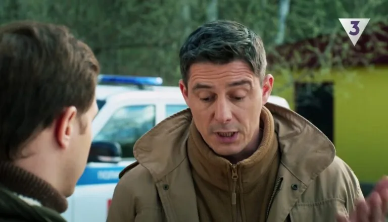 Момент из 4 серии 2 сезона