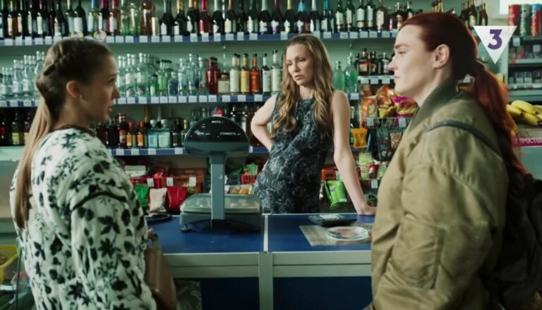 Момент из 8 серии 2 сезона